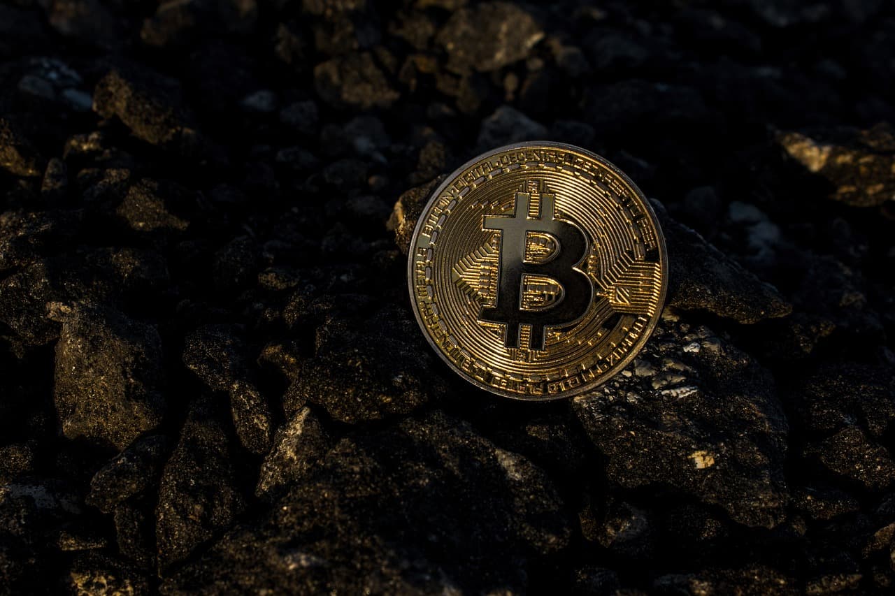 Bitcoin stakes a claim on $48,000 as new support lines are tested